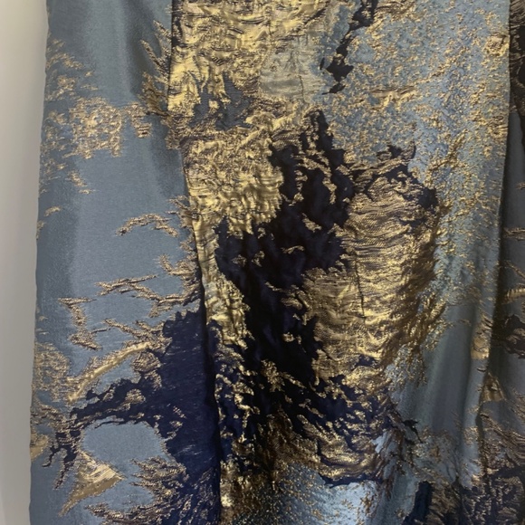 Evening gown - Picture 2 of 5